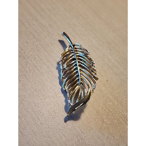 Vintage Signed GERRY’S Gold Tone Leaf BROOCH 2.75" Palm Frond Pin Open Metalwork - Picture 4 of 5